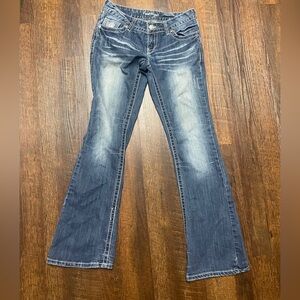 Amethyst Jeans Flare in Classic Blue